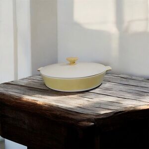 Vintage  Corning Ware Yellow 10” Round Skillet B-10-B w/ LID